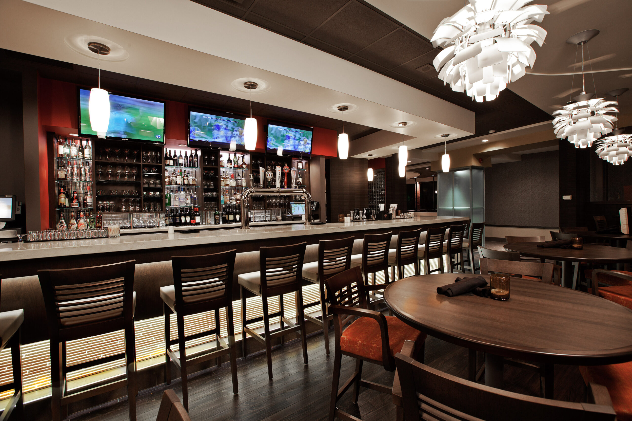 Grill 55 - Holiday Inn & Suites